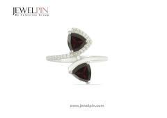 Wholesale Silver Gemstone Rings from JewelPin with Custom Branding Options